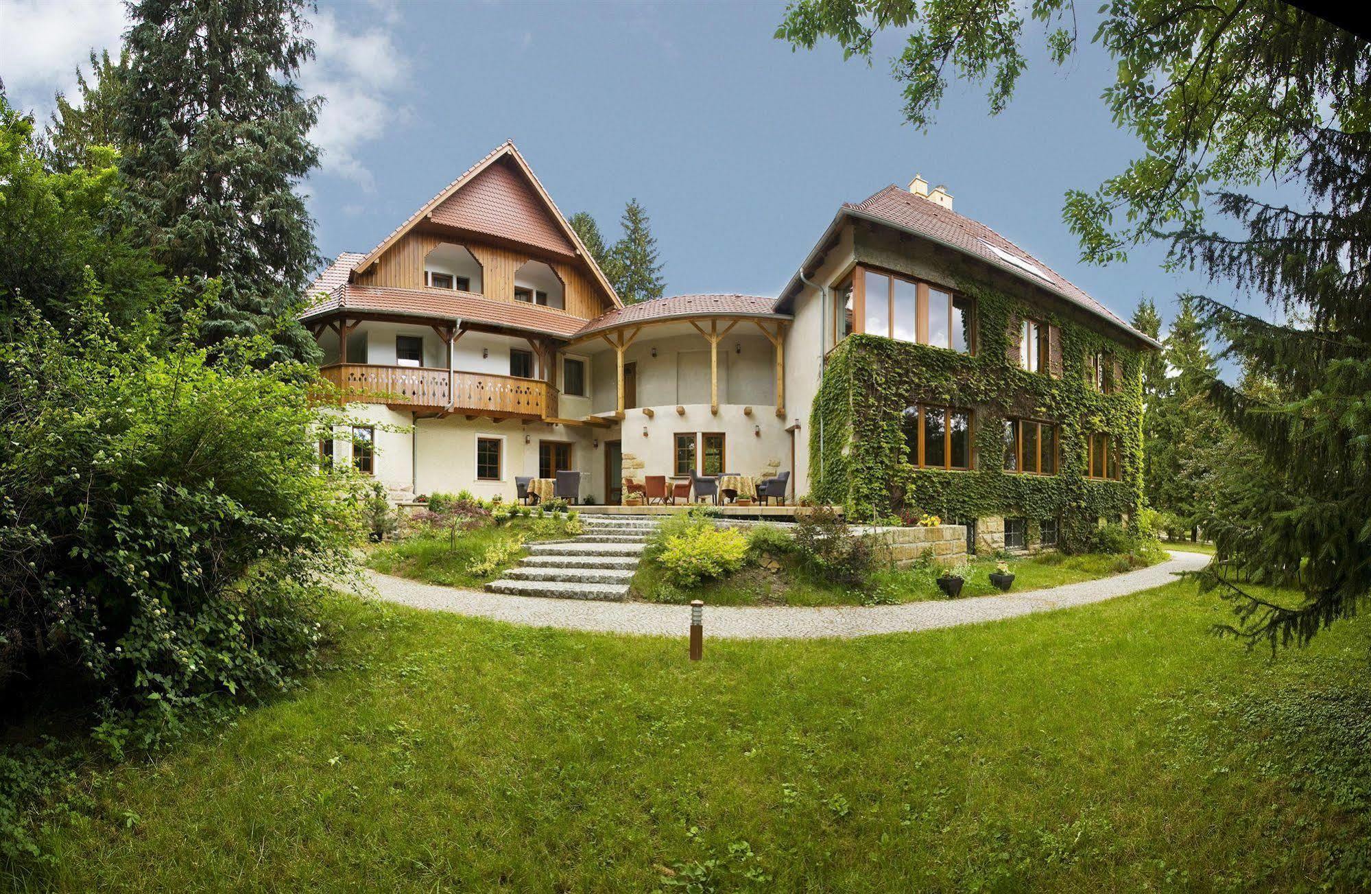 Willa Zameczek Polanica-Zdroj Exterior photo
